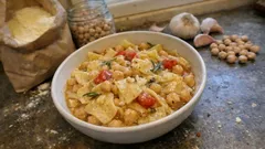 Lagane e ceci: la ricetta tradizionale per un piatto cremoso e pieno di sapore