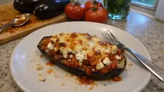 Melanzane al forno con feta: il piatto mediterraneo che fa sempre bella figura
