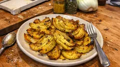 Finocchi speziati al forno: il contorno leggero che si fa in 10 minuti